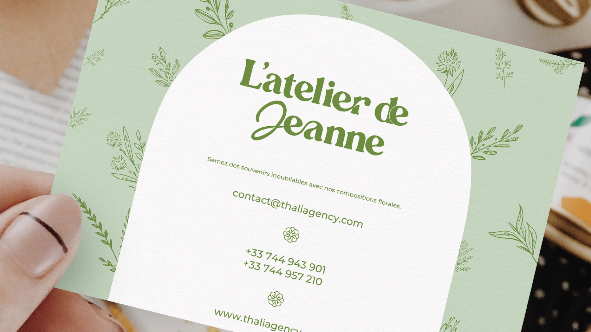 Carte de visite pour la fleuriste l'Atelier de Jeanne